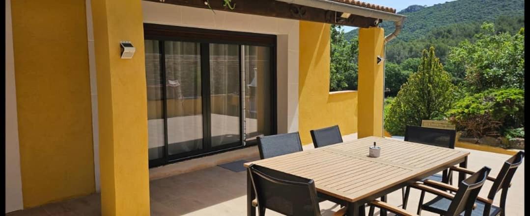 Magnifique Villa Avec Piscine, Sauna Et Hammam La Crau Exterior foto
